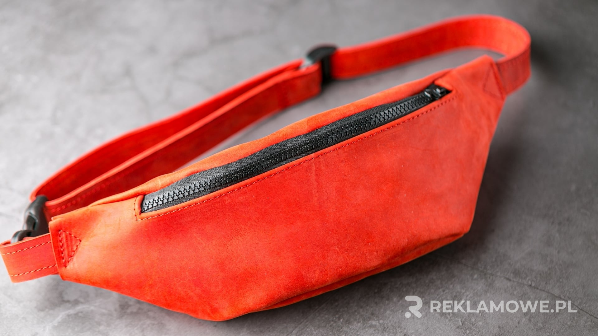 Historyczne plakaty reklamowe